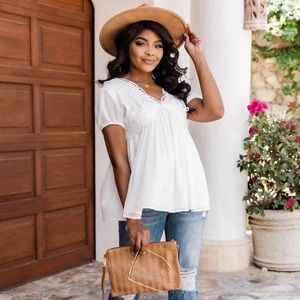 **EUC** Pink Lily Boardwalk Beauty Lace Ivory Blouse